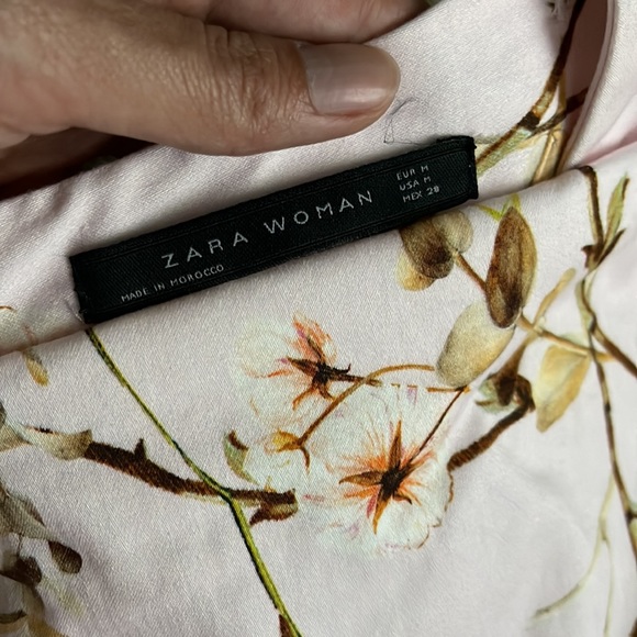 In new condition dress by Zara - Picture 10 of 10